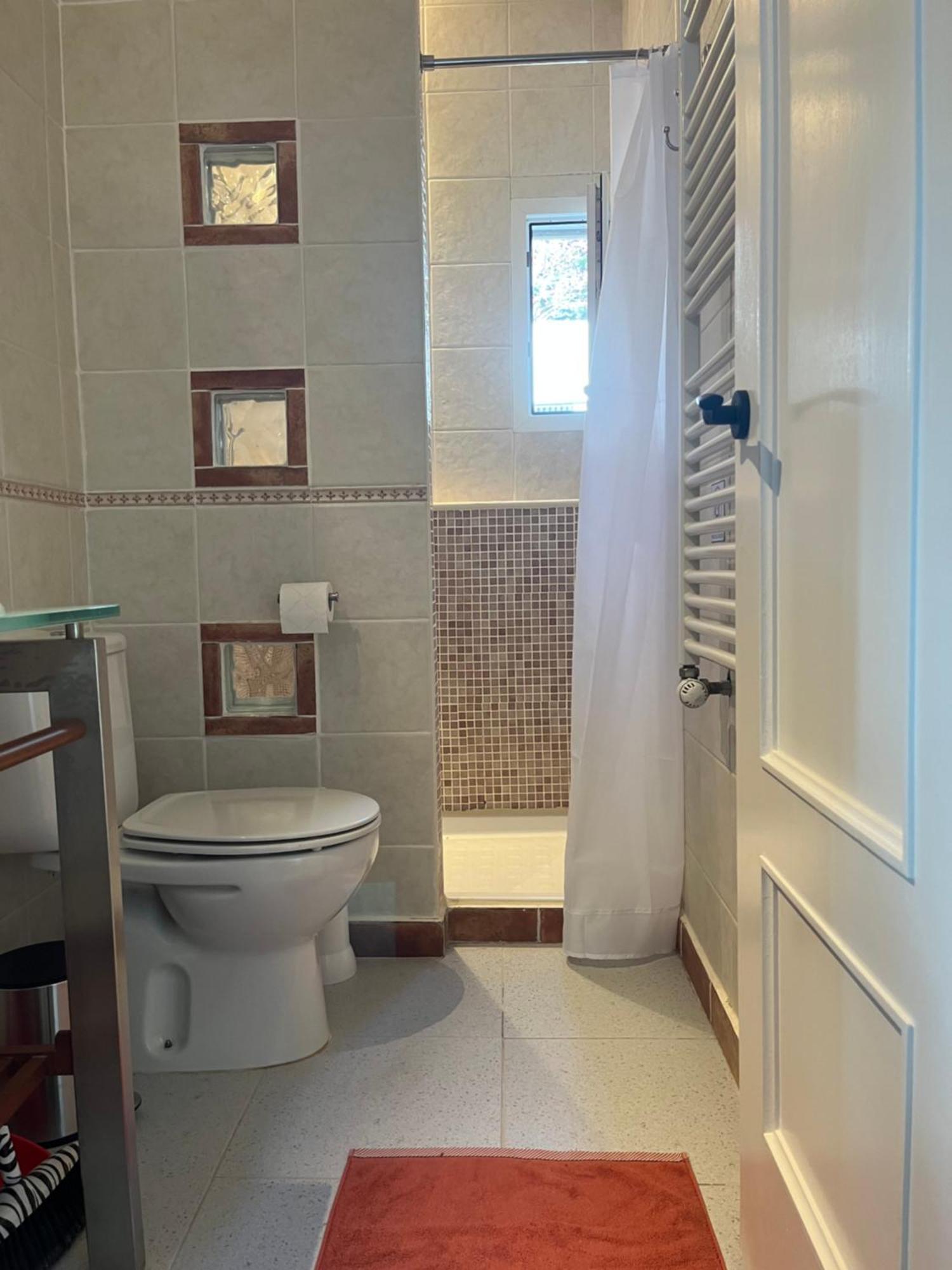 Arriba Stijlvol Appartement Met Zwembad En Tuin Кониль-де-ла-Фронтера Экстерьер фото